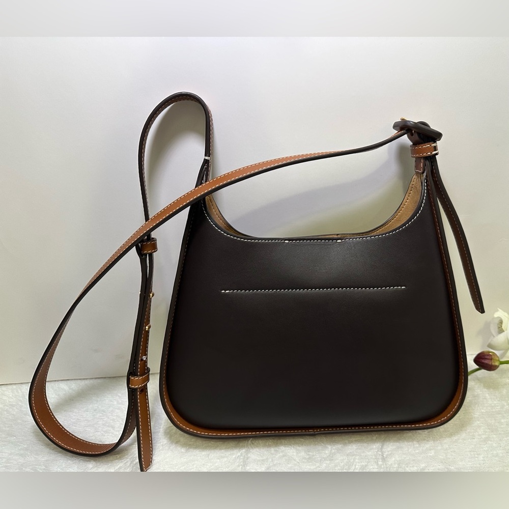Tory Burch Brown and Tan Shoulder Bag with Gold Emblem🤎 - Picture 3 of 15